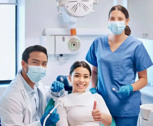 Los Profesionales de la Odontología y su Impacto en la Sociedad