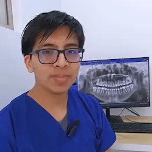 Dr. Alvaro, cliente de Mundo Médico Dental