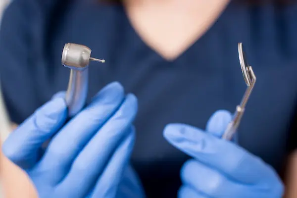 Tipos de instrumental de endodoncia