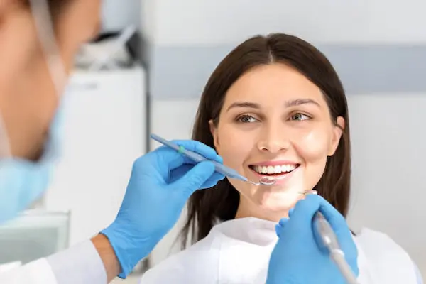 Beneficios principales de una limpieza dental profesional